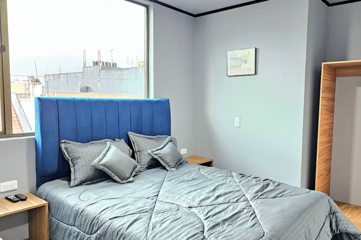 Suite | 1 slaapkamer, een minibar, een laptopwerkplek, gratis wifi