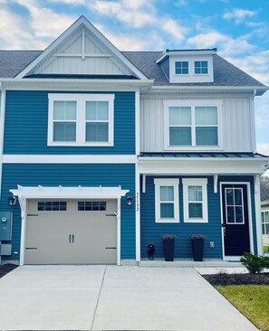 Exterior - Townhouse in Bishops Landing - Your Perfect Beach Retreat (Millville)