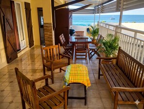Outdoor dining - Old family home renovated for holidaymakers (Basse-Terre)