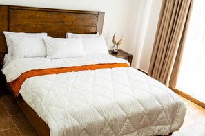 3 slaapkamers, een strijkplank/strijkijzer, wifi, beddengoed