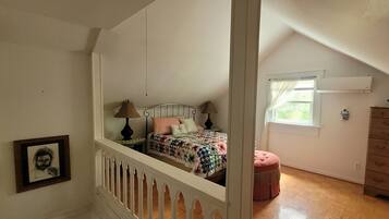 3 多间卧室、免费 WiFi、床单