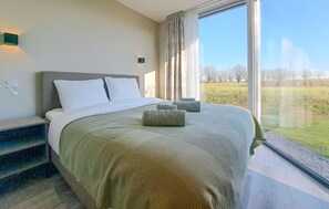 2 soverom, reiseseng for barn, wi-fi (inkludert) og sengetøy