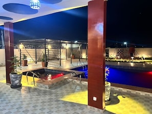 Pool - Luxurious and spacious 6-bedroom house in Saly with AC, WiFi, kids pool (Sali Nianiaral)