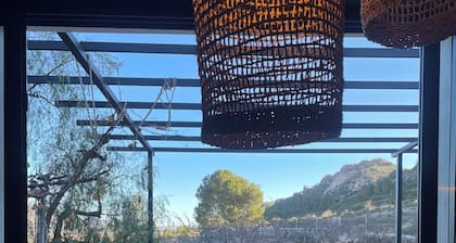 Charming and cozy country house in Caudete with amazing swimming pool.
