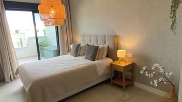 2 dormitorios, escritorio, tabla de planchar con plancha y wifi gratis