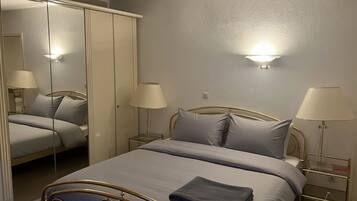 2 Schlafzimmer, Bügeleisen/Bügelbrett, WLAN, Bettwäsche