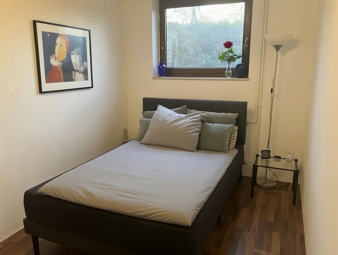 2 chambres, fer et planche à repasser, Wi-Fi, draps fournis