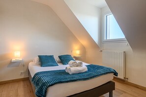 6 camere, ferro/asse da stiro, Wi-Fi gratuito, lenzuola