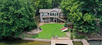 The Dock @ Loch Lomond: Lake - Hot Tub - Golf - Bike
