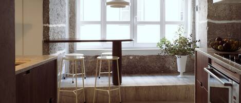 Frigorífico, microondas, horno y placa de cocina