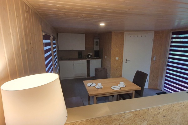 Comfort Bungalow, Park View | Living area | TV
