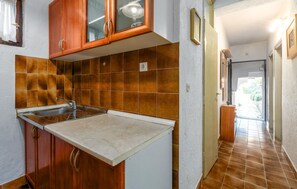 Fridge, stovetop, coffee/tea maker - Amazing apartment in Porec with WiFi (Porec)