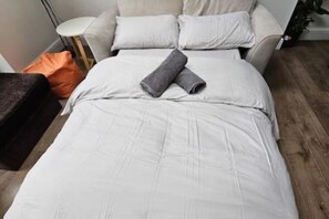 1 chambre, fer et planche à repasser, Wi-Fi, draps fournis