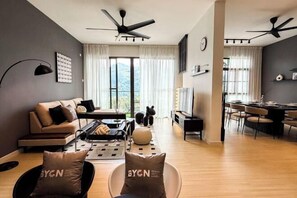 Iron/ironing board - Enclave Nature Suites @ Bukit Tinggi (Bentong)