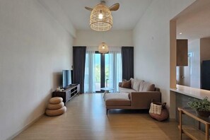 Iron/ironing board - Enclave Nature Suites @ Bukit Tinggi (Bentong)