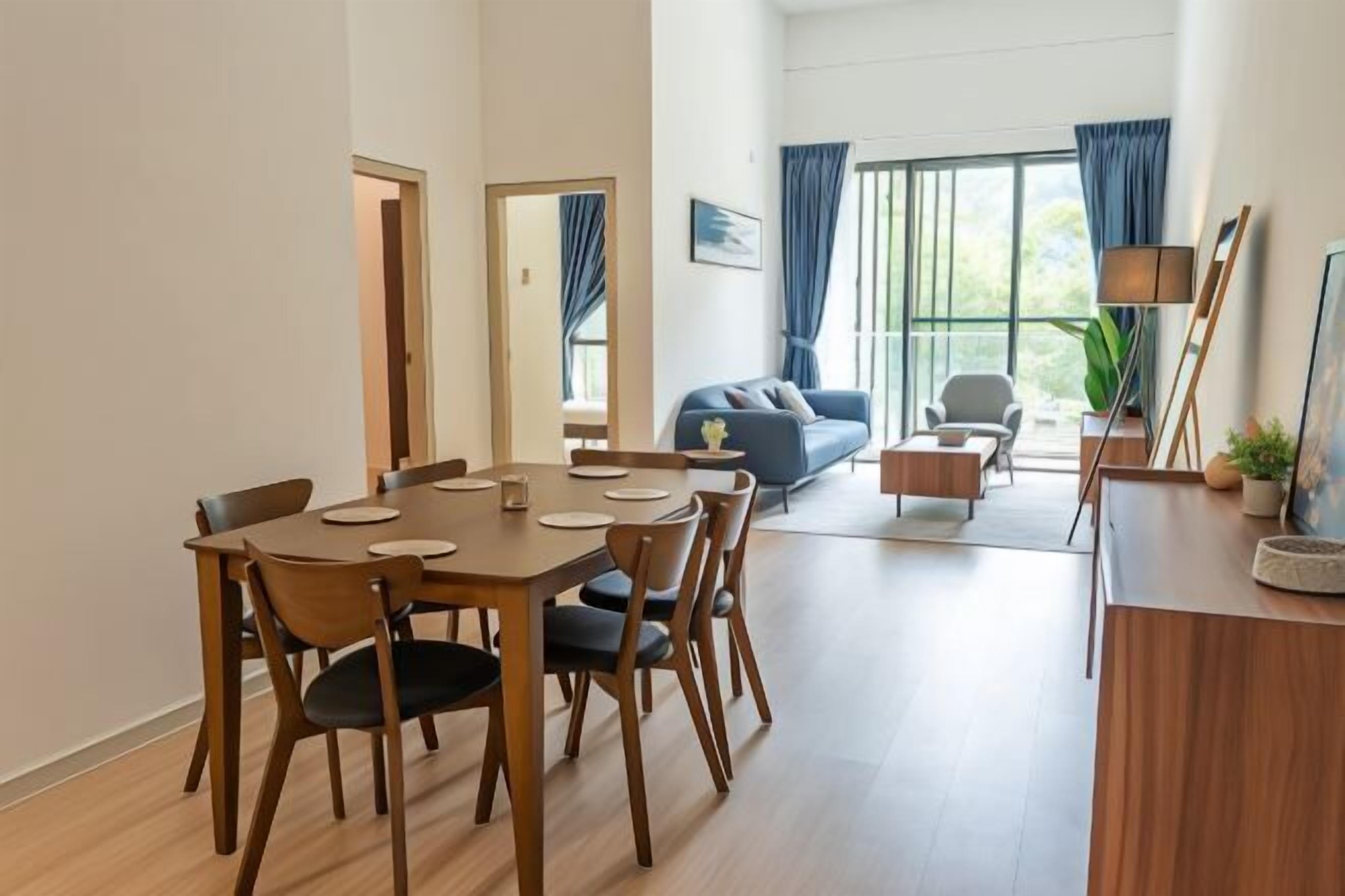 Fer et planche à repasser