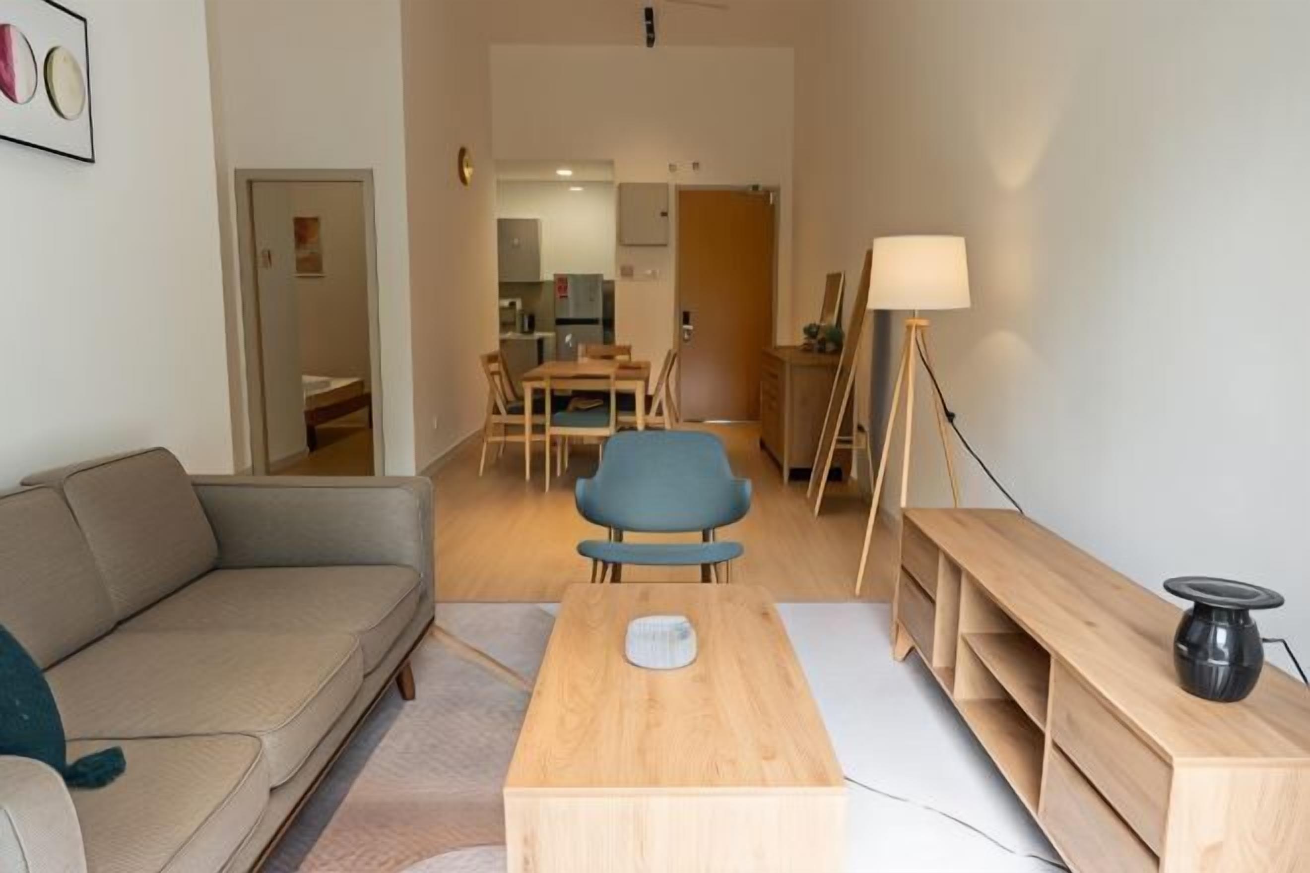 Fer et planche à repasser