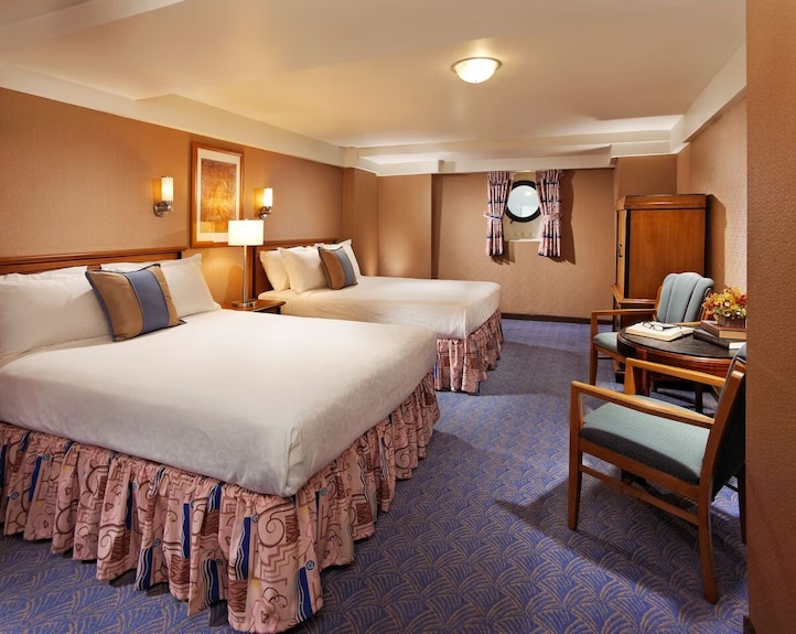 Relaxing Stay In Elegant 1930s Stateroom With Stunning View | 2 Rooms - Seal Beach, CA