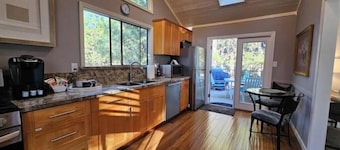 Linebarier Vineyards