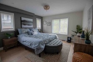 5 Schlafzimmer, Bügeleisen/Bügelbrett, Reisekinderbett, WLAN
