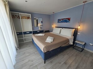 2 chambres, fer et planche à repasser, Wi-Fi, literie fournie