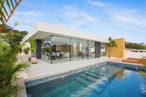 Pool - Brand New Spacious villa in charming Tamarindo! (Tamarindo)