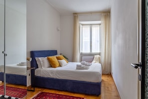 1 camera, Wi-Fi, lenzuola