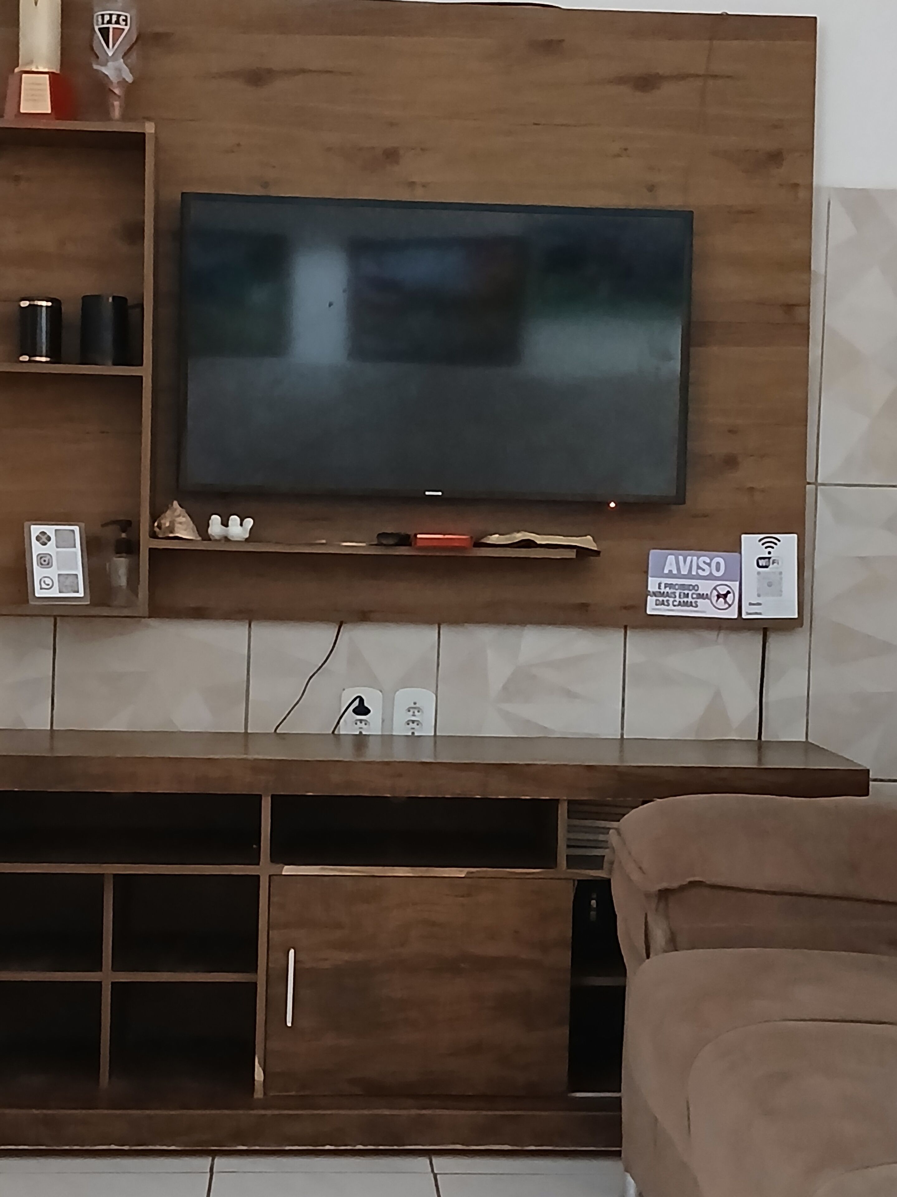 Televisión de pantalla plana