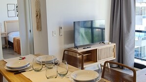 お食事