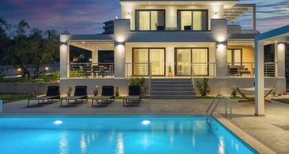 Johnny's White Luxury Villa