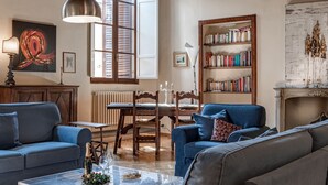 TV - Dimora Savelli - Sweet Dreams in Florence (Firenze)