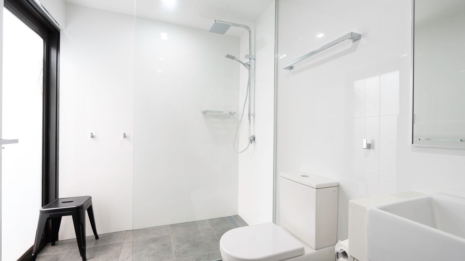 Douche, serviettes fournies