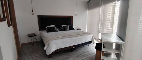 2 Schlafzimmer, Bügeleisen/Bügelbrett, WLAN, Bettwäsche