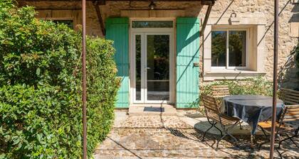 Holiday Home 'Monteux' with Shared Pool, Private Terrace and Wi-Fi