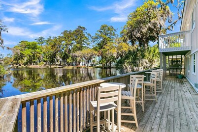 Modern Edisto Beach Cottage - Near Golf & Resort - INCLUDES AMENITIES - Sleeps 4