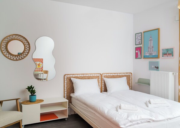 Fer et planche à repasser, Wi-Fi, draps fournis