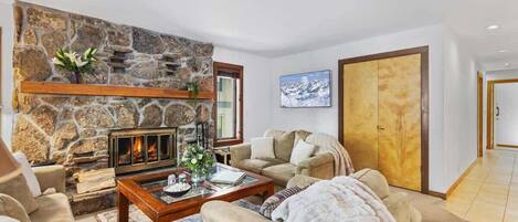 TV, fireplace, offices