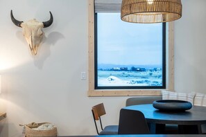 Dining - Luxury Loft Retreat with Stunning Mountain Views (Driggs)