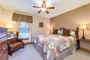 5 soverom, strykejern/-brett, wi-fi (inkludert) og sengetøy