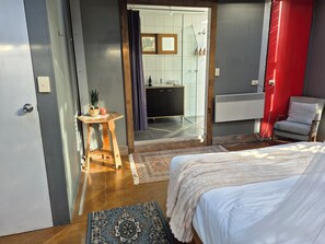1 bedroom, in-room safe, WiFi, bed sheets - Francis Lane Tiny Studio (bruny island)