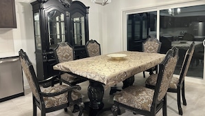 تناول الطعام