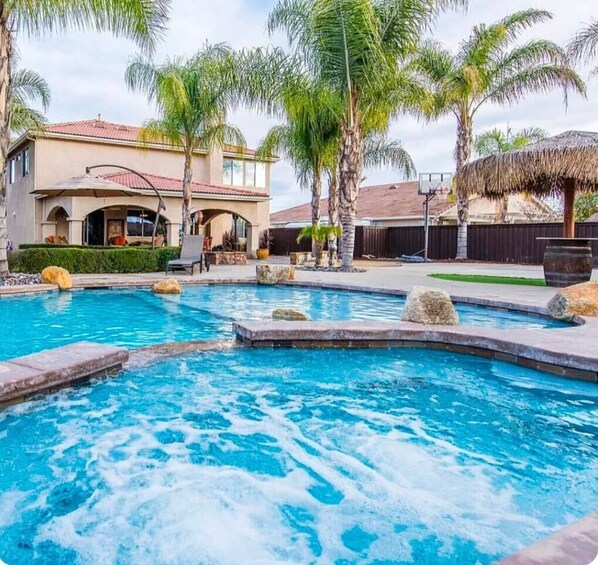 Alberca al aire libre