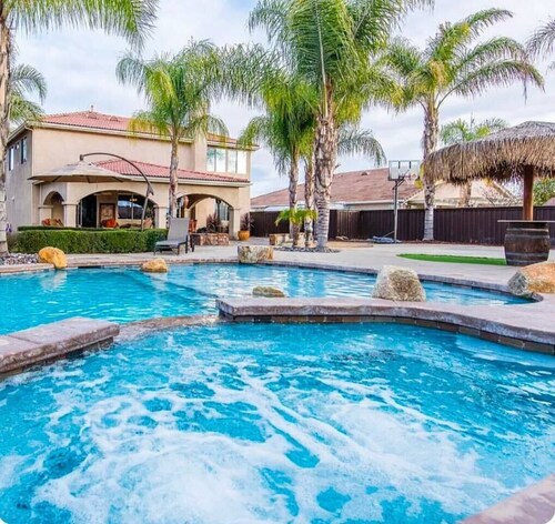 Wine Country Resort  -  Close to Wineries