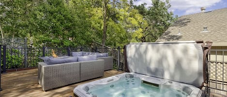 Bain à remous extérieur