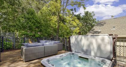 Spacious 4BD 3BA with hot tub, fire pit, and wraparound deck