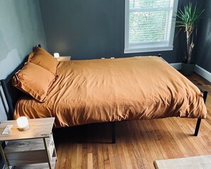 2 bedrooms, WiFi, bed sheets