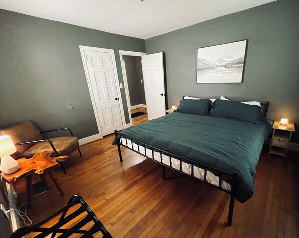 2 bedrooms, WiFi, bed sheets