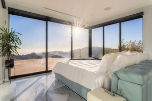 3 bedrooms, iron/ironing board, WiFi, bed sheets - The Ranch in Malibu- 5 Acres, ocean and mountain views! We allow Events, inquire (Malibu)