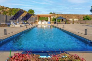 Pool - The Ranch in Malibu- 5 Acres, ocean and mountain views! We allow Events, inquire (Malibu)