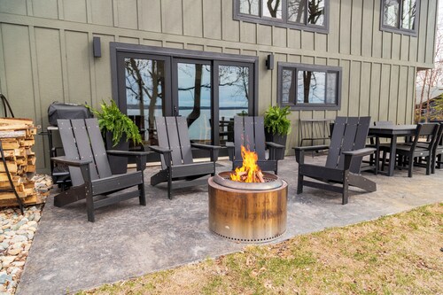 396 Cove- Quiet getaway on Lake Miltona-Private Dock, Fire Pit & Year-Round Fun